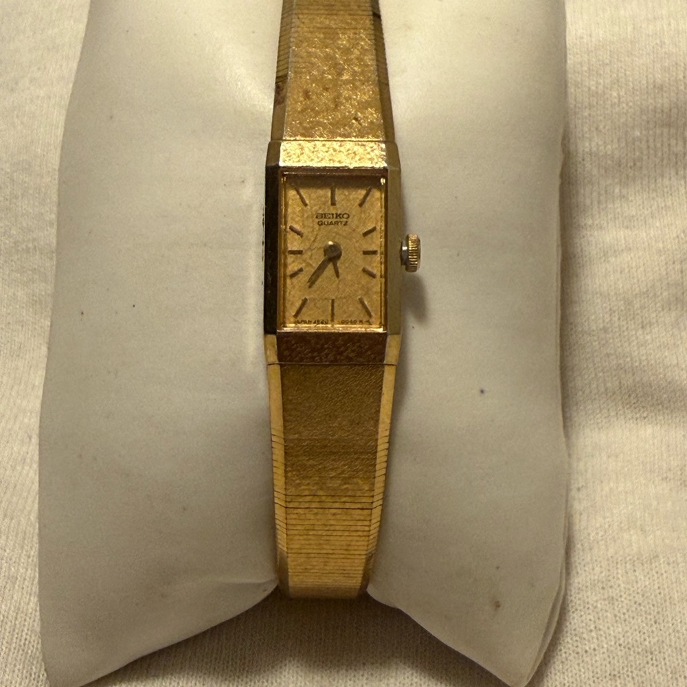 Vintage Seiko Gold Tone Women's Watch